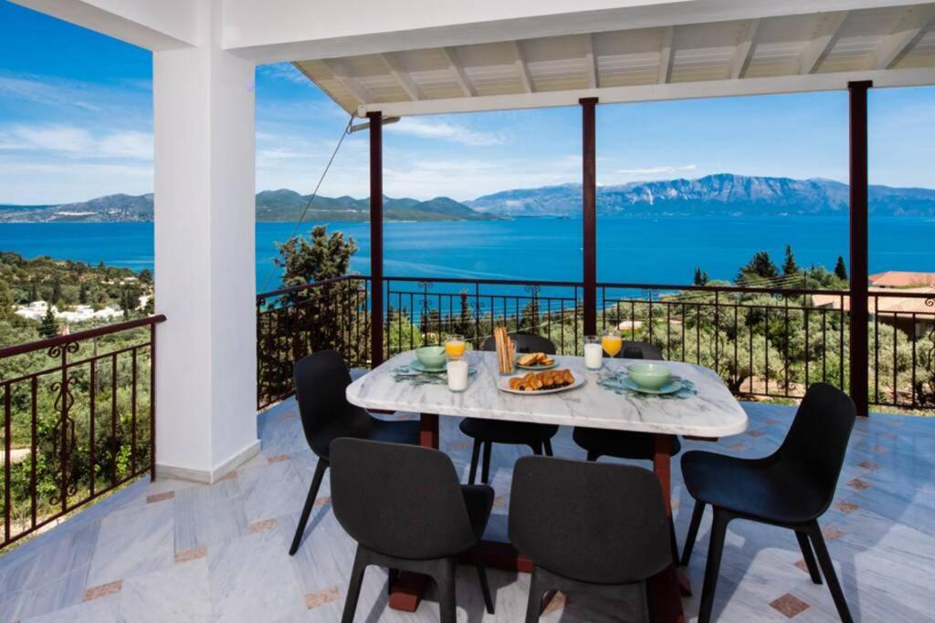 Appartement 2Br House In Nikiana With Stunning Sea View Extérieur photo